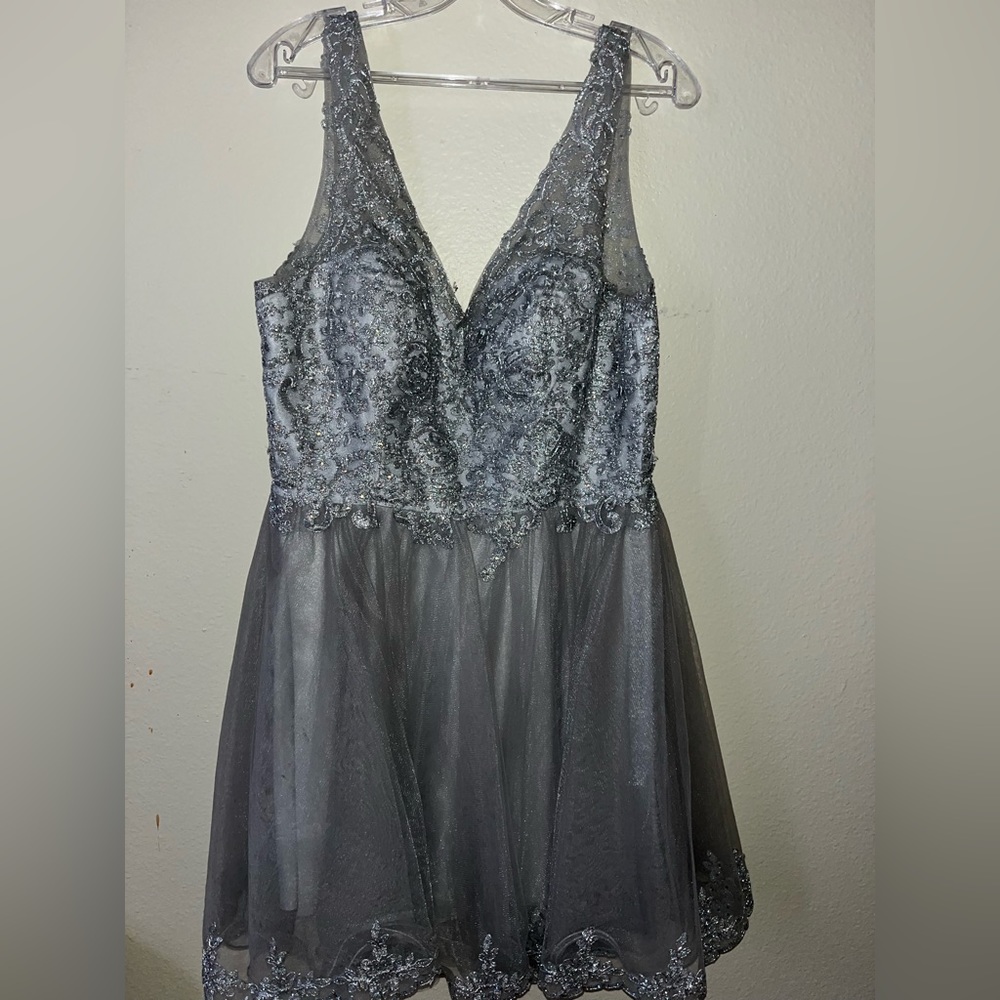 Dress for dama de honor… Quinceañera.